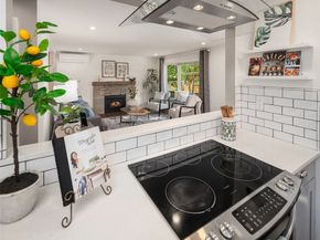 6040 49th Avenue SW, Seattle WA 98136