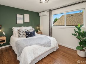 6040 49th Avenue SW, Seattle WA 98136