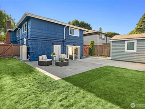 6040 49th Avenue SW, Seattle WA 98136