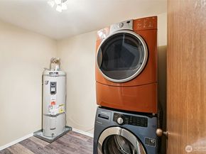 12300 33rd Avenue NE 402, Seattle WA 98125