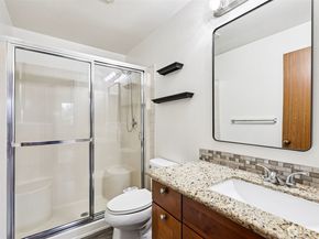 12300 33rd Avenue NE 402, Seattle WA 98125