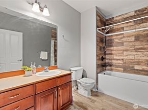 14915 38th Drive SE 2049, Bothell WA 98012