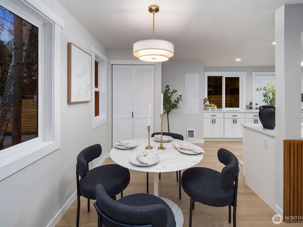 9029 4th Avenue NW, Seattle WA 98117