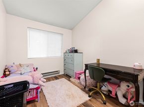 2100 S 336th Street B4, Federal Way WA 98003