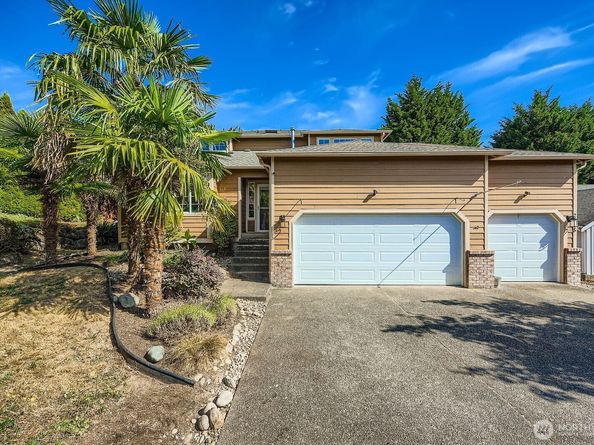 24015 130th Avenue SE, Kent WA 98030