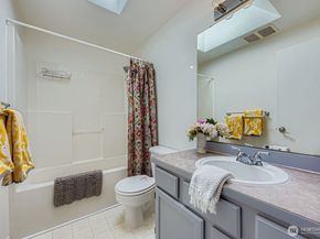 24015 130th Avenue SE, Kent WA 98030