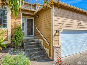 24015 130th Avenue SE, Kent WA 98030