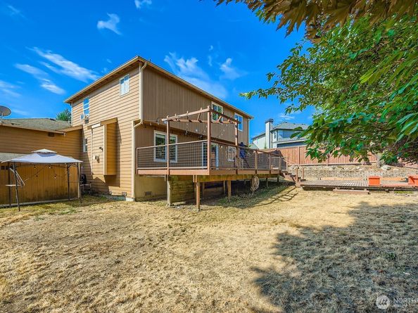 24015 130th Avenue SE, Kent WA 98030