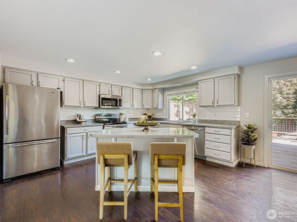 24015 130th Avenue SE, Kent WA 98030