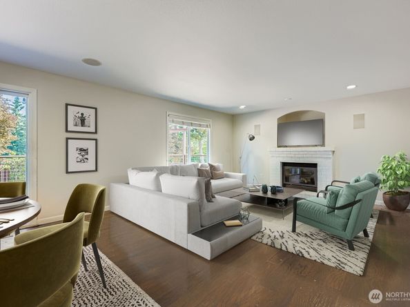 24015 130th Avenue SE, Kent WA 98030