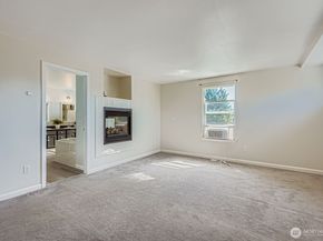 24015 130th Avenue SE, Kent WA 98030