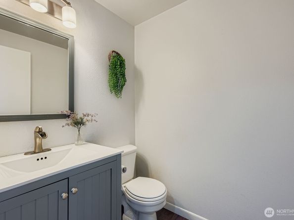 24015 130th Avenue SE, Kent WA 98030