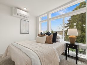 722 N 36th Street, Seattle WA 98103