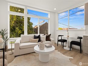 722 N 36th Street, Seattle WA 98103