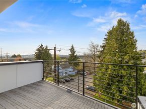 722 N 36th Street, Seattle WA 98103