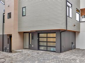 1412 N 47th Street B, Seattle WA 98103