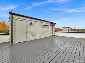 1412 N 47th Street B, Seattle WA 98103