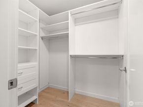 1412 N 47th Street B, Seattle WA 98103