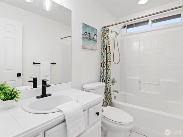 15516 129th Avenue NE, Woodinville WA 98072