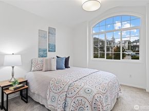 15516 129th Avenue NE, Woodinville WA 98072