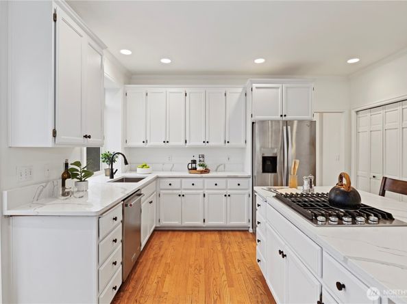 15516 129th Avenue NE, Woodinville WA 98072