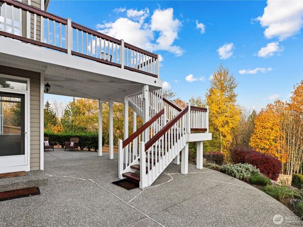 15516 129th Avenue NE, Woodinville WA 98072