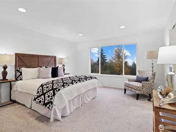 15516 129th Avenue NE, Woodinville WA 98072