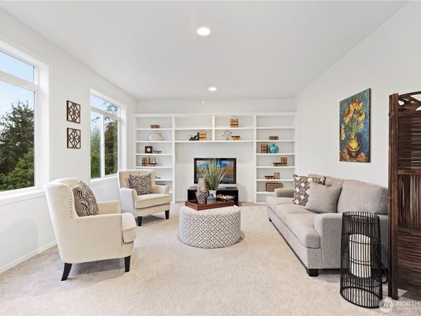 15516 129th Avenue NE, Woodinville WA 98072