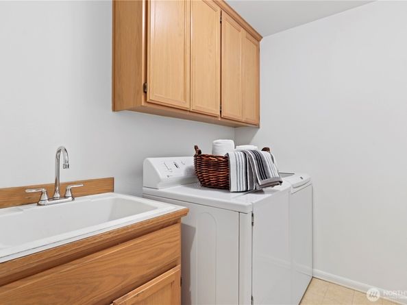 15516 129th Avenue NE, Woodinville WA 98072