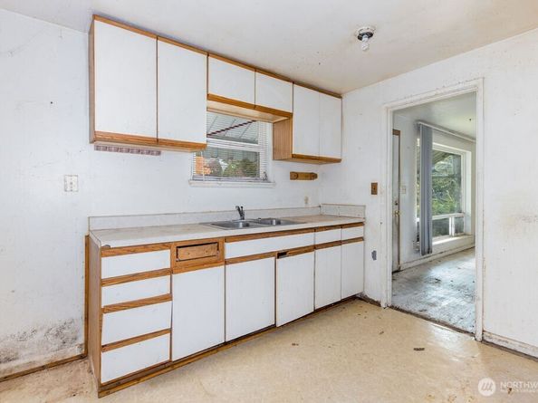 2506 23rd Avenue S, Seattle WA 98144