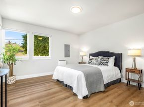 4326 A SW Mills Street, Seattle WA 98136