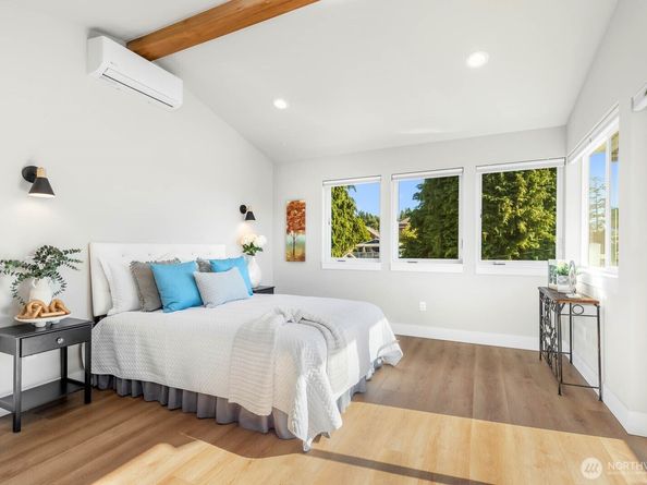 4326 A SW Mills Street, Seattle WA 98136