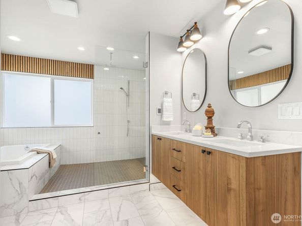 4326 A SW Mills Street, Seattle WA 98136