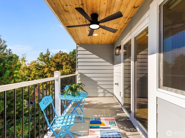 4326 A SW Mills Street, Seattle WA 98136