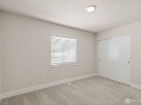 3822 194th Lane SE, Bothell WA 98012