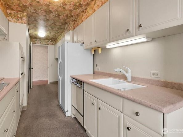 1620 43rd Avenue E 1B, Seattle WA 98112