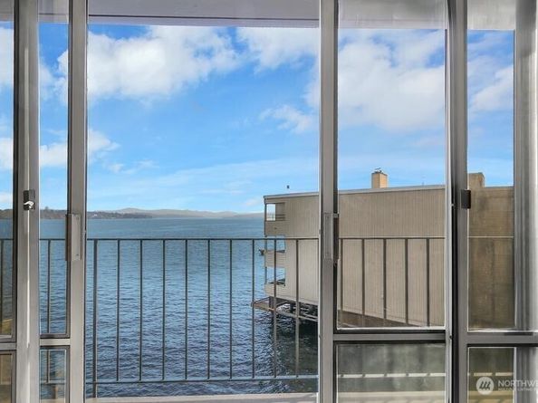 1620 43rd Avenue E 1B, Seattle WA 98112