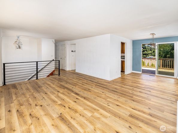 6808 NE 165th Street, Kenmore WA 98028