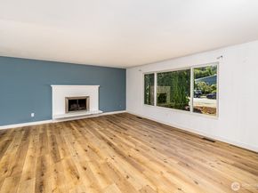 6808 NE 165th Street, Kenmore WA 98028