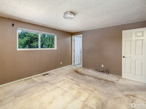 6808 NE 165th Street, Kenmore WA 98028