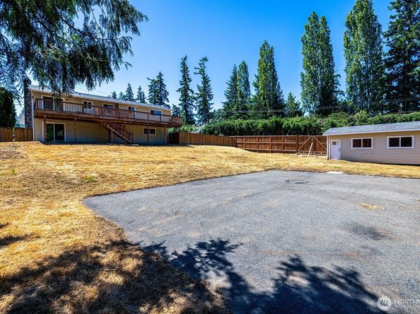 6808 NE 165th Street, Kenmore WA 98028