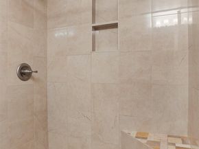 6008 116th Avenue NE, Kirkland WA 98033