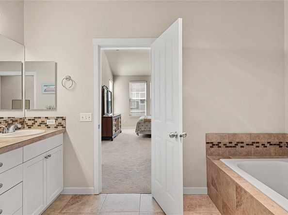 10961 Villa Monte Court, Mukilteo WA 98275