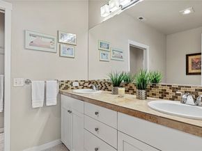 10961 Villa Monte Court, Mukilteo WA 98275