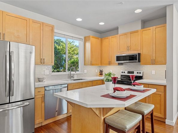 10961 Villa Monte Court, Mukilteo WA 98275