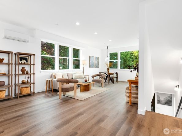 12111 E Gibson, Everett WA 98204