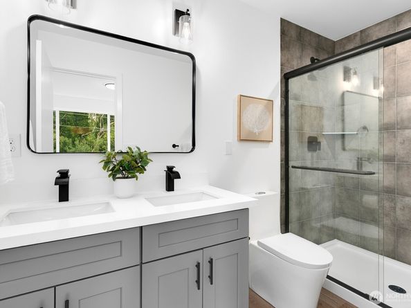 12111 E Gibson, Everett WA 98204