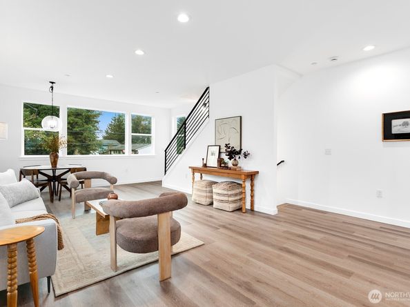 12111 E Gibson, Everett WA 98204