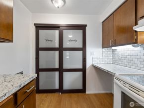 8516 196th Street SW 105, Edmonds WA 98026