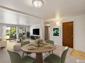 8516 196th Street SW 105, Edmonds WA 98026